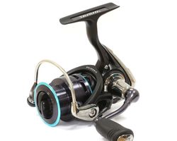 Катушка Daiwa  Катушка Revros E 2000A